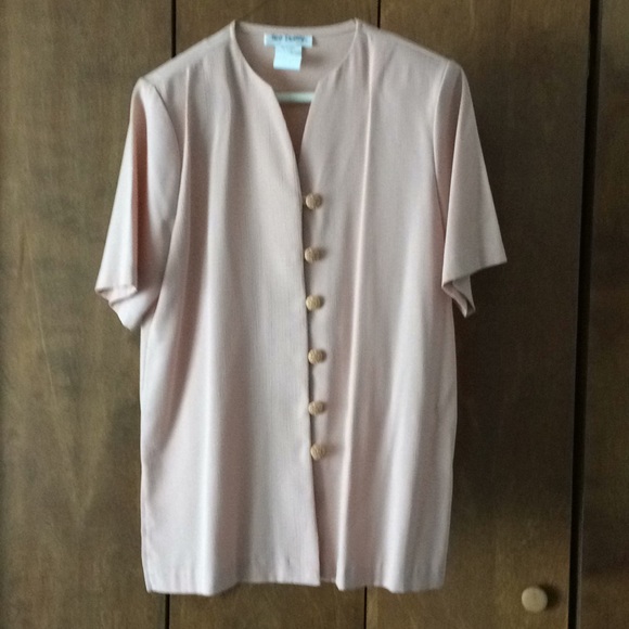 Tunic - Picture 1 of 1